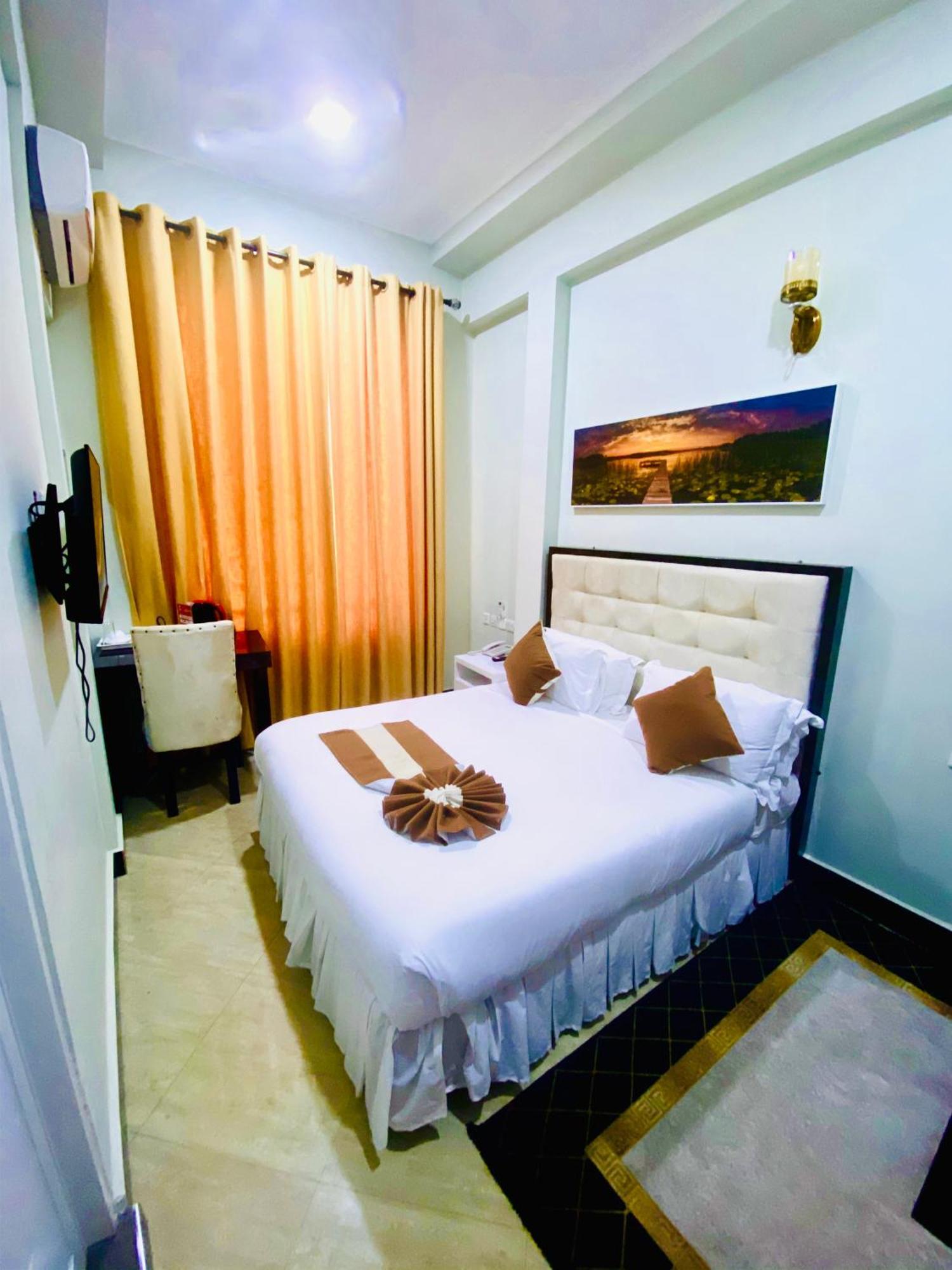 Diary Hotel Dar es Salaam Ngoại thất bức ảnh