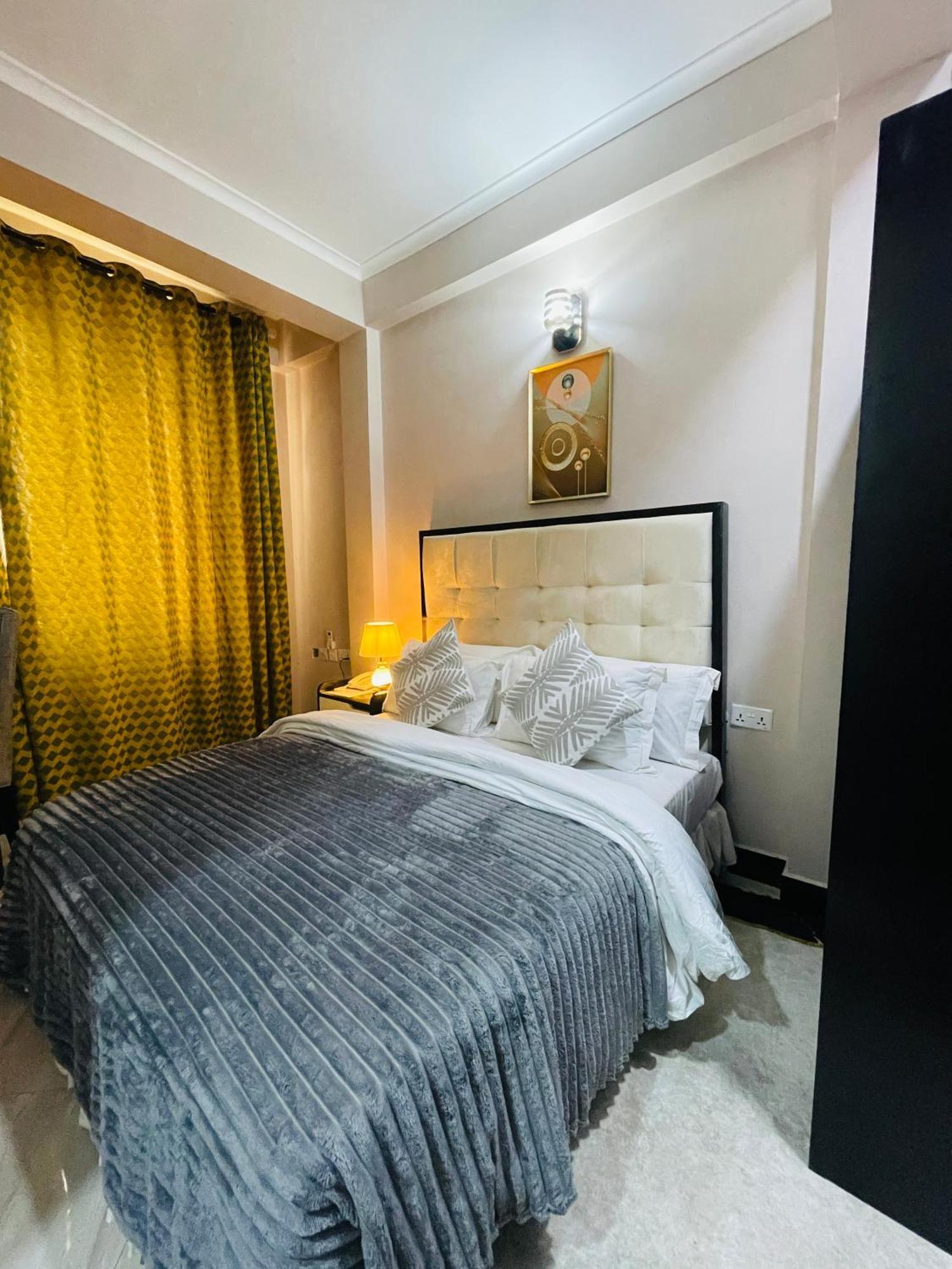 Diary Hotel Dar es Salaam Ngoại thất bức ảnh